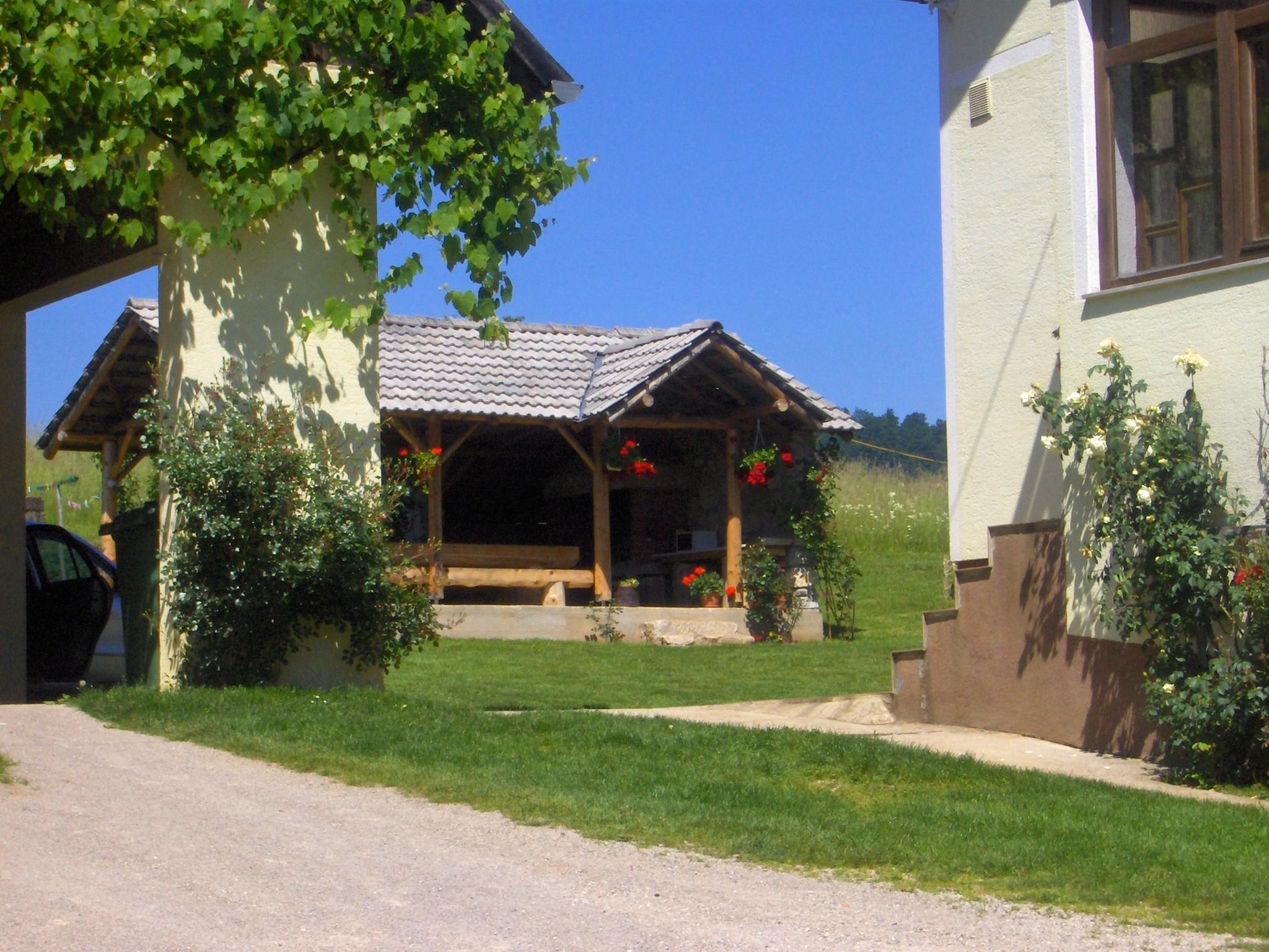House Josipa Hotel Rakovica Ngoại thất bức ảnh