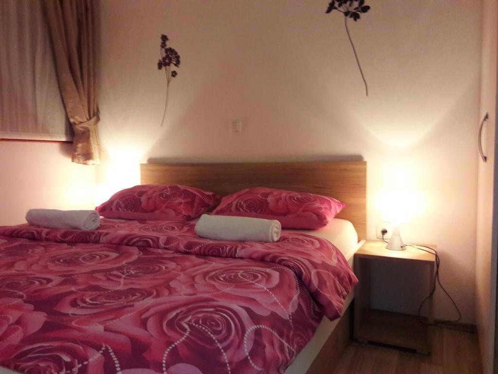 House Josipa Hotel Rakovica Ngoại thất bức ảnh