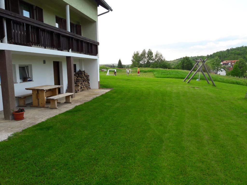 House Josipa Hotel Rakovica Ngoại thất bức ảnh