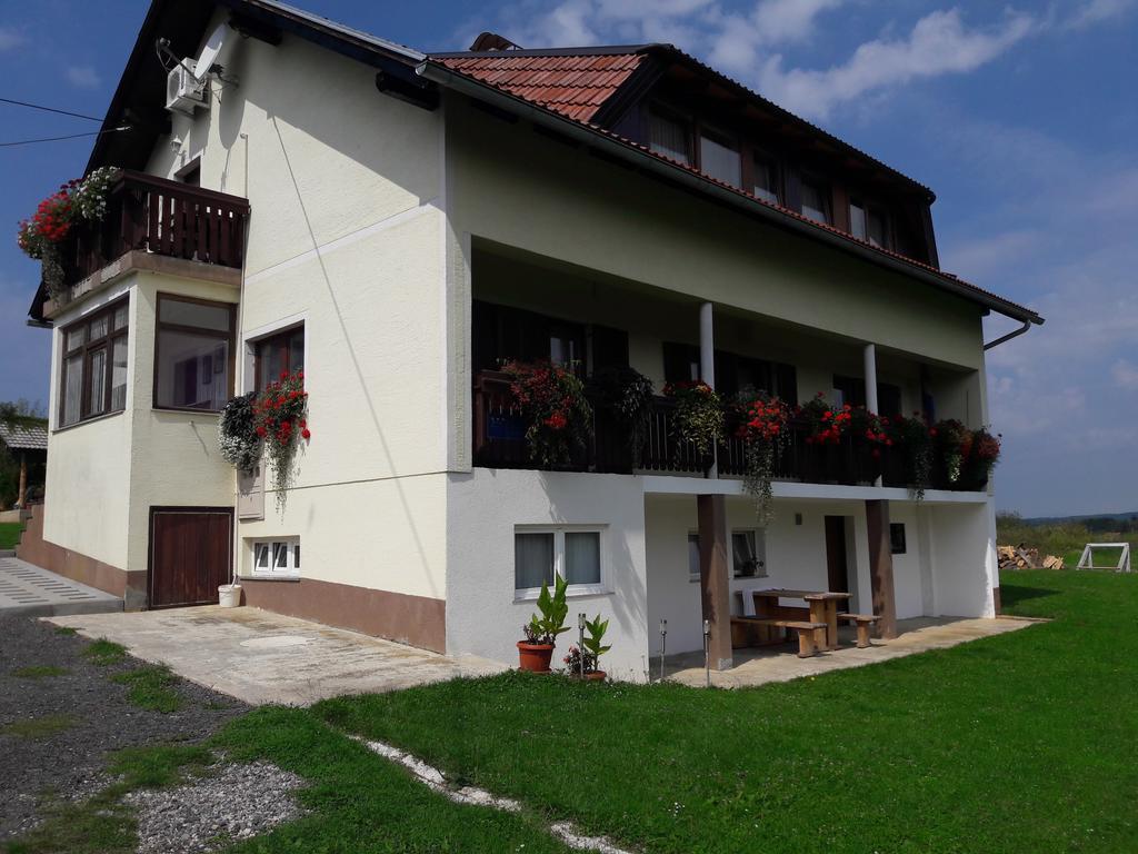 House Josipa Hotel Rakovica Ngoại thất bức ảnh