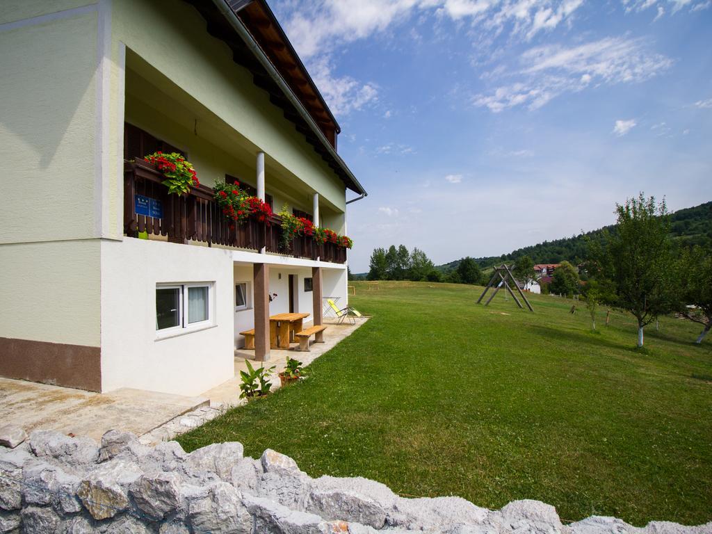 House Josipa Hotel Rakovica Ngoại thất bức ảnh