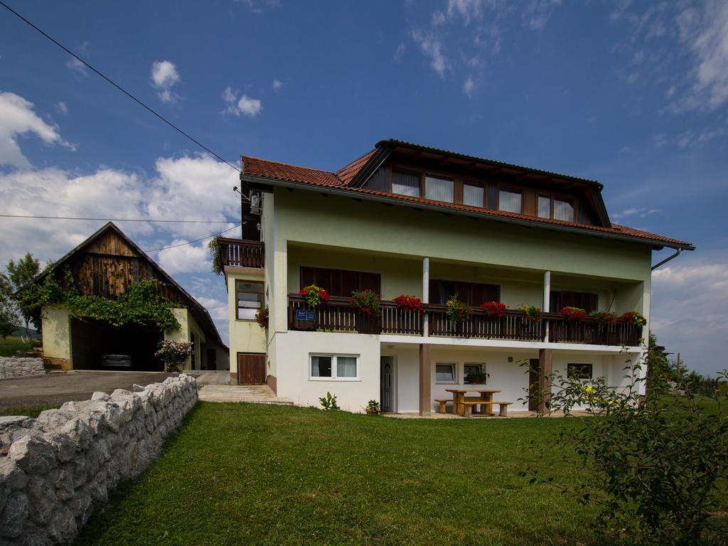 House Josipa Hotel Rakovica Ngoại thất bức ảnh